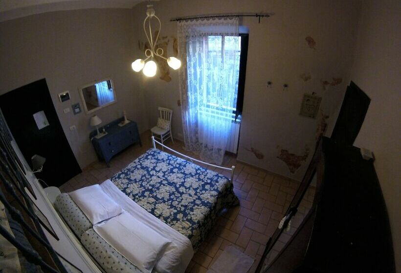 اتاق استاندارد سه نفره, La Casa Dei Carrai