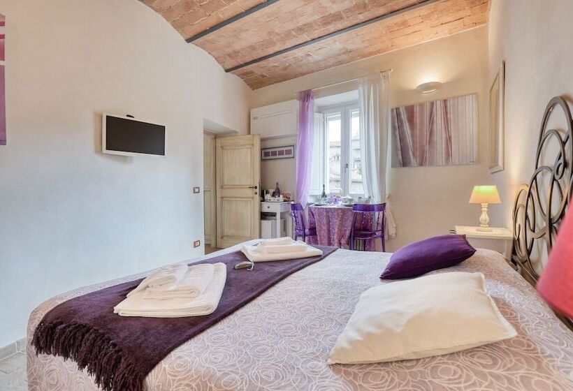 اتاق لوکس, Viterbo Antica   Centro Storico