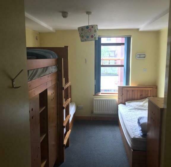 اتاق استاندارد سه نفره, Bushmills Youth Hostel