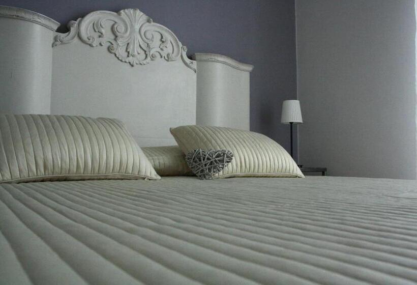 Номер Стандарт Трехместный, Dimora Sabatini B&b