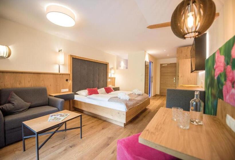 Номер Superior с Балконом, Familienhotel Huber