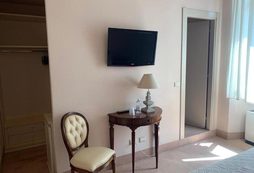اتاق استاندارد, Relais Real Collegio