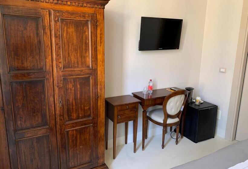 اتاق استاندارد, Relais Real Collegio