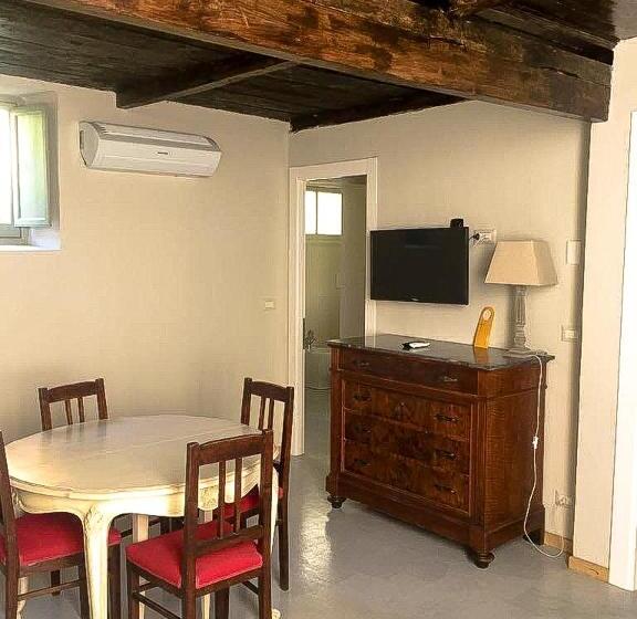 آپارتمان 1 خوابه, Relais Real Collegio