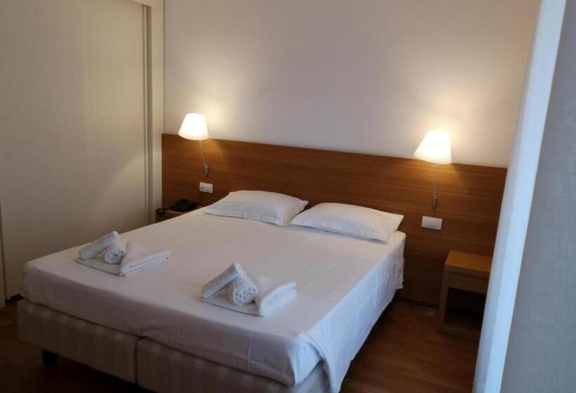Номер Стандарт с Балконом, Lacroma Bio Hotel & Apartments