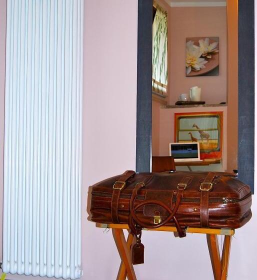 اتاق استاندارد, B&b Mama Rò