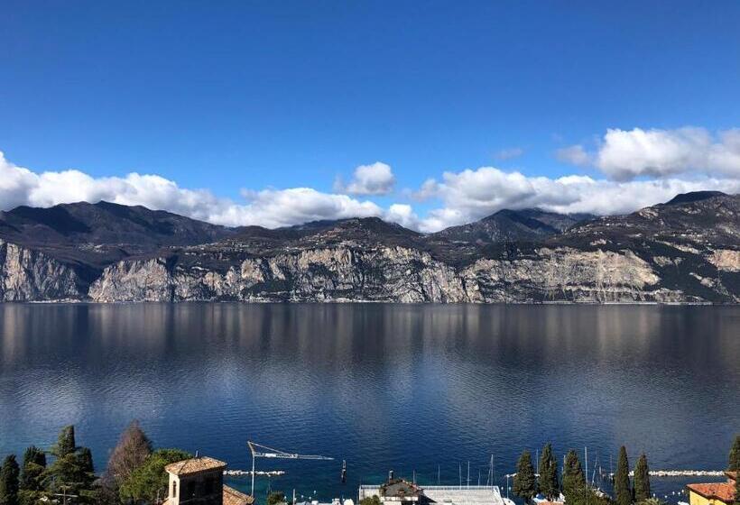 스탠다드 룸 킹사이즈 침대, Villa Emma Malcesine
