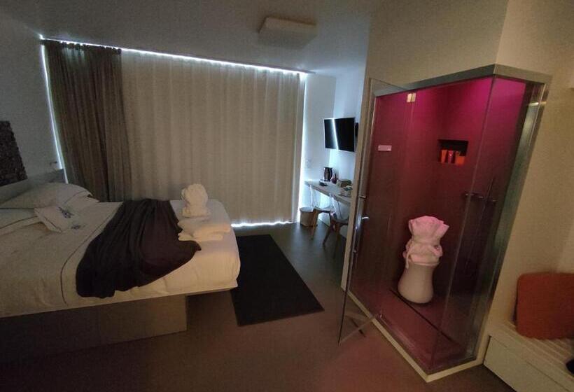 سوییت با چشم‌انداز دریا, Antico Mondo Rooms & Suites