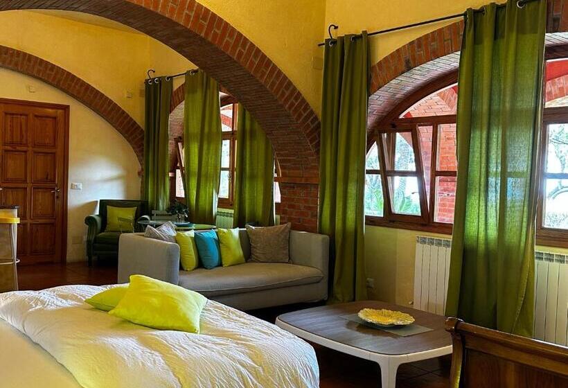 带园景的小型套房, Relais San Damian