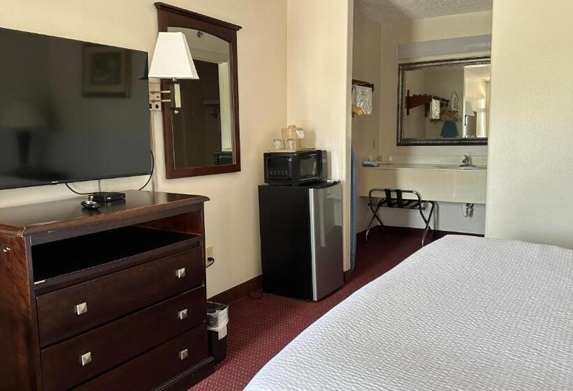 Стандартный Номер Кровать Кинг, Carom Inn Denham Springs  Baton Rouge