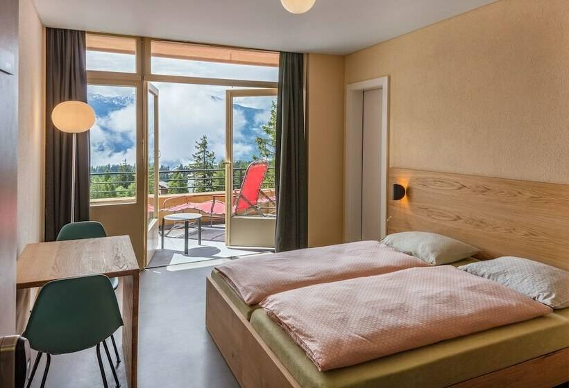 Номер Стандарт, Cransmontana Youth Hostel