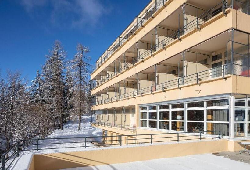 Номер Стандарт Совместная Ванная, Cransmontana Youth Hostel