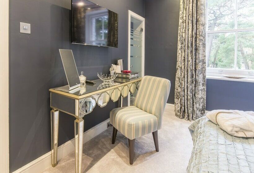 Номер Deluxe, Derby Manor