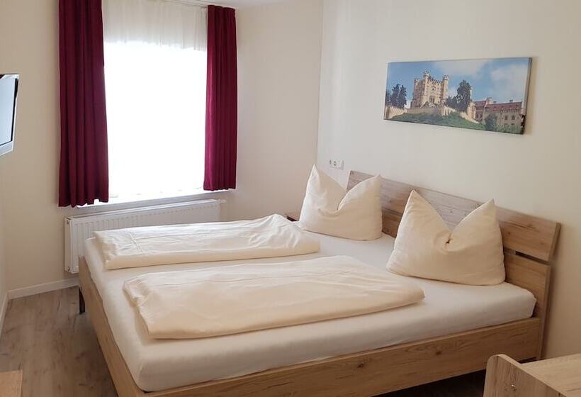 Номер Economy, Garni City