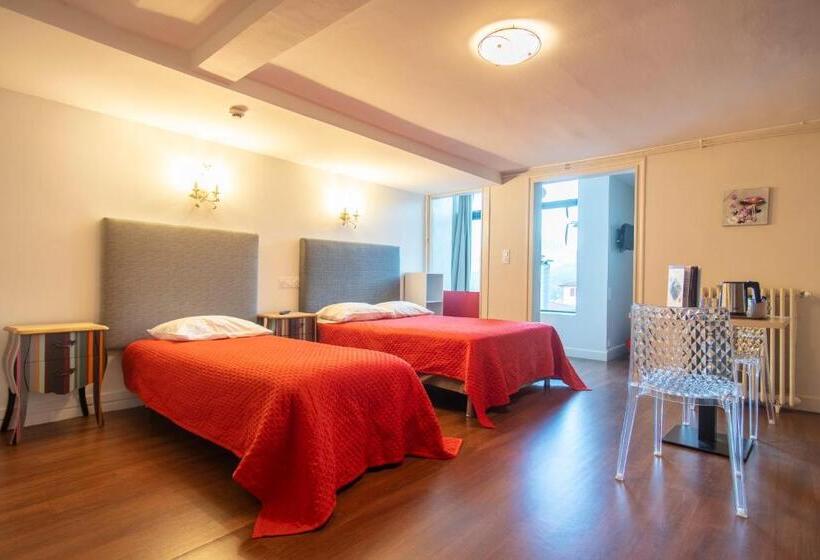 Номер Стандарт Трехместный, Hôtel Itzalpea
