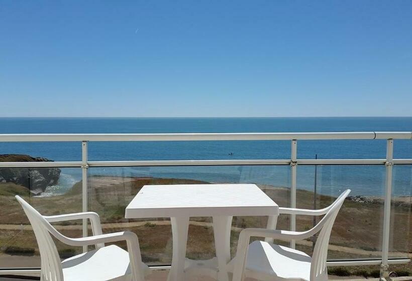 Номер Стандарт Вид на Море с Балконом, La Corniche