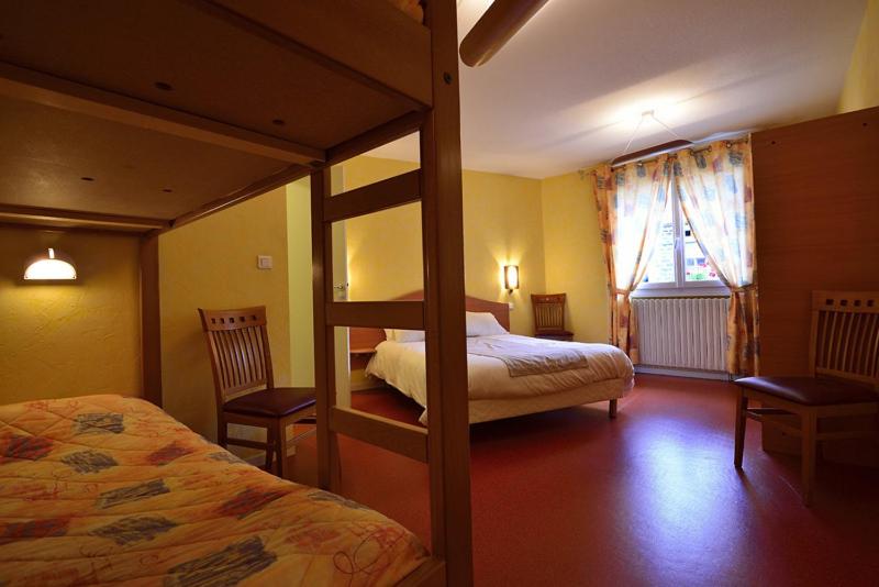 Четырехместный Номер Стандарт, Maison Vernet Hôtel Beauséjour