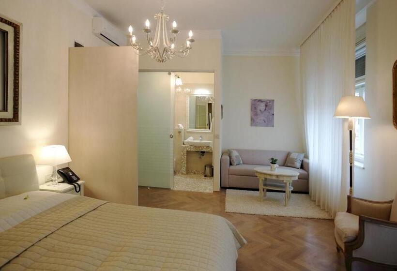 스위트, B&b Fotić