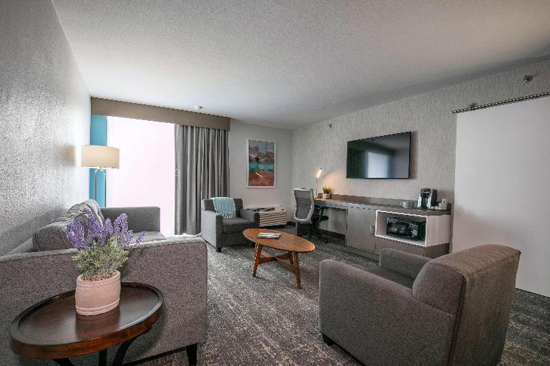 适合残疾人士使用的套间, Holiday Inn Express And Suites South Hill, An Ihg
