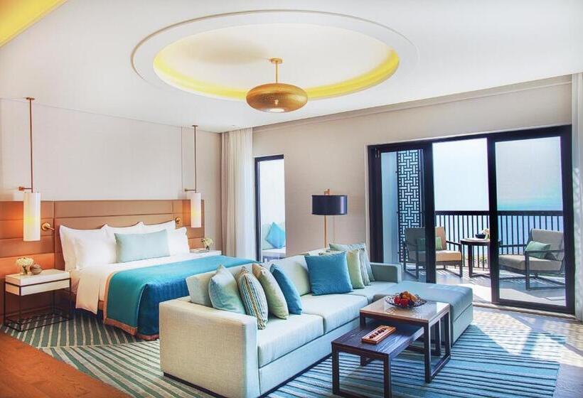 주니어 스위트 킹사이즈 침대, Intercontinental Fujairah Resort, An Ihg
