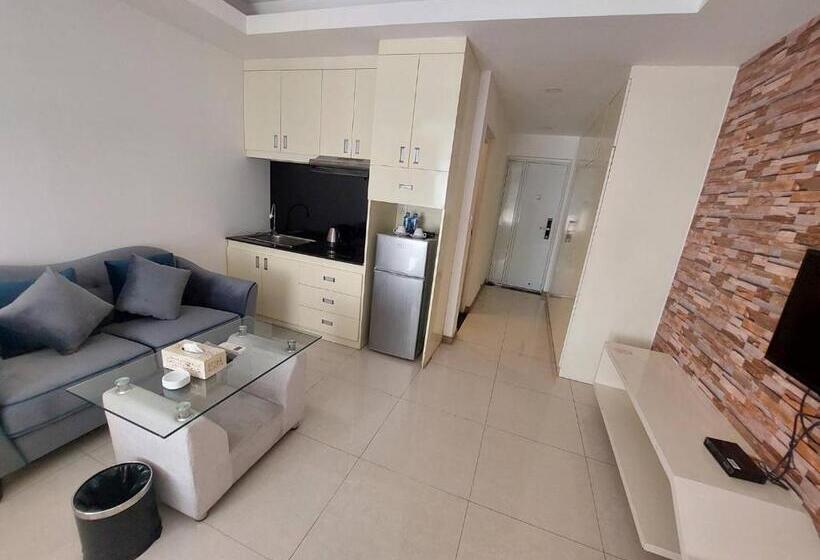 Номер Deluxe с Балконом, Ca&sa Serviced Apartment