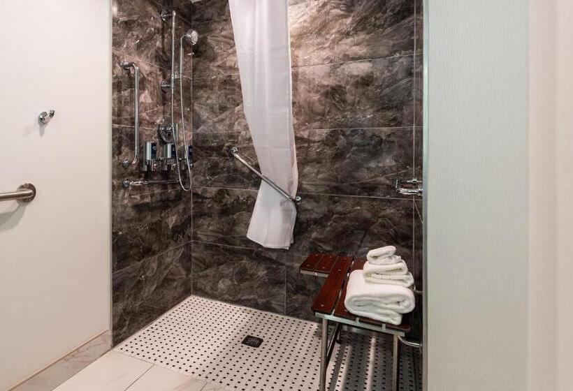 Номер Deluxe, Four Points By Sheraton Atlanta Airport West