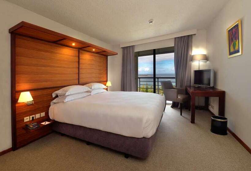 سوئیت با تخت بزرگ, Hilton Cabo Verde Sal Resort