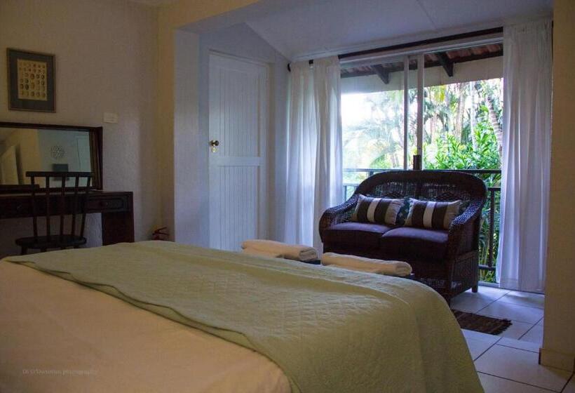 Family flat with balcony, Beach Forest Lodge