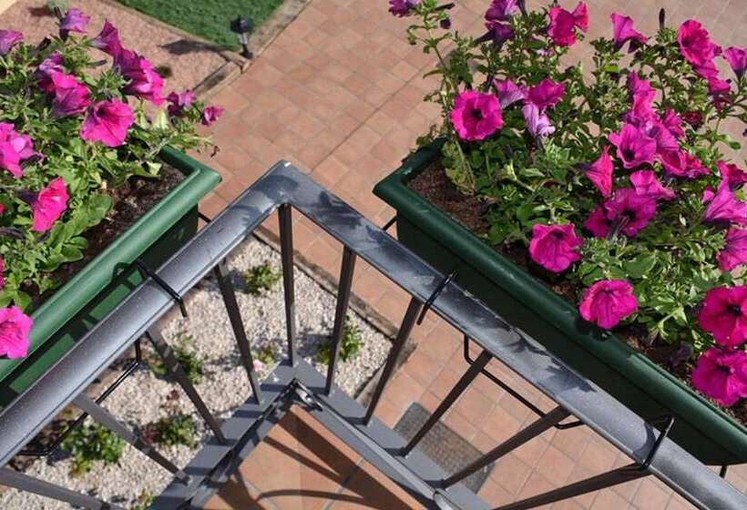 Дом 1 Спальня, Casa Rural Pico De Los Haces