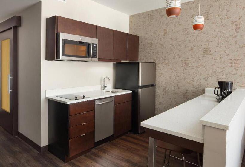 Suíte Cama King, TownePlace Suites by Marriott New Orleans Downtown/Canal Street