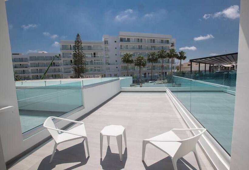 Номер Стандарт, The Blue Ivy Hotel & Suites