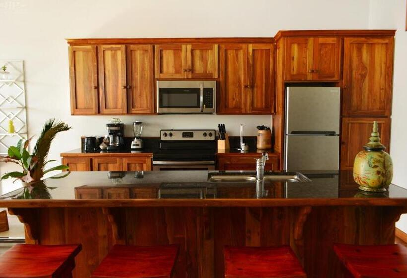 Suite with lake view, Brahma Blue Resort