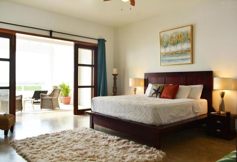 Президентский Люкс, Brahma Blue Resort