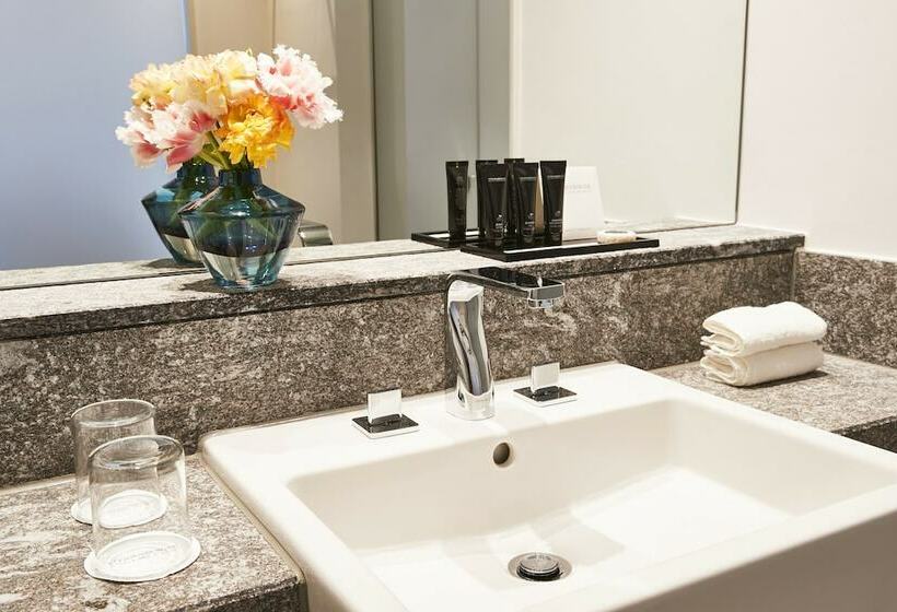 Номер Superior, Steigenberger Hotel München