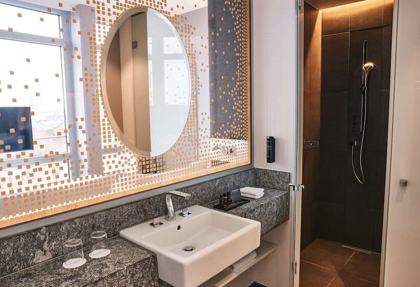 Номер Superior, Steigenberger Hotel München