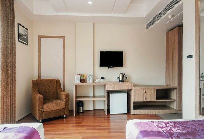 豪华房间, Treebo Tryst Hotel The Kalyaniz