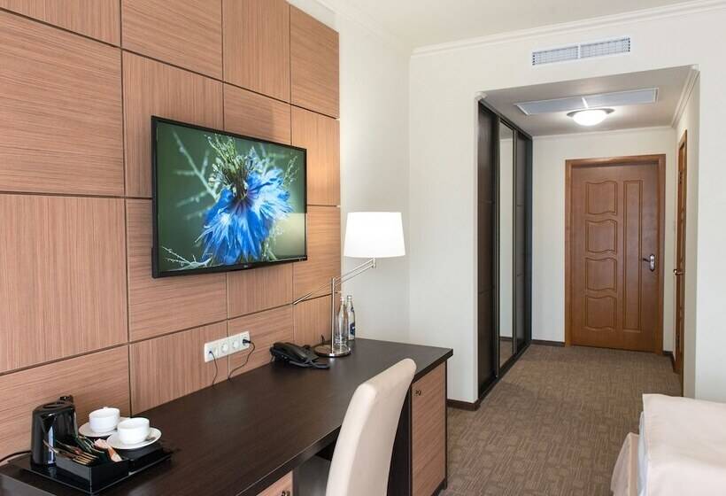 Номер Deluxe, Green Park Hotel & Spa