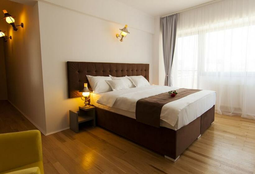 Номер Deluxe, Ambra Boutique Hotel & Bistro