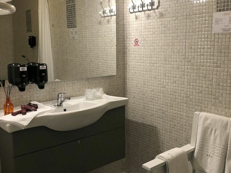 디럭스 룸, Ambra Boutique Hotel & Bistro