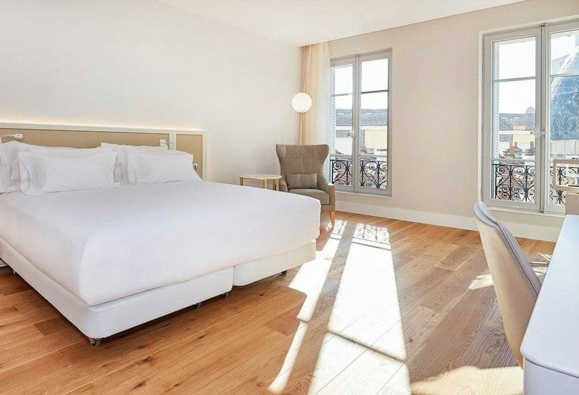 Номер Премиум, NH Collection Marseille