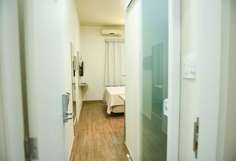 Номер Deluxe, Uiramutam Palace