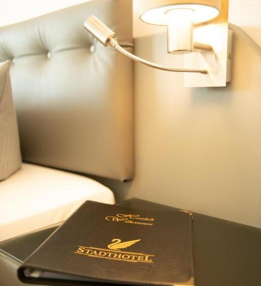 Люкс 2 Спальни, Stadthotel Donauwörth
