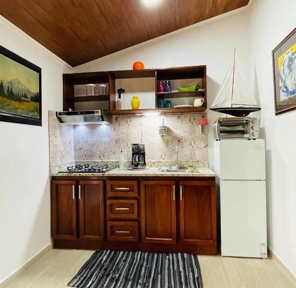 Семейное Студио, Casa Donna Rosa B&b