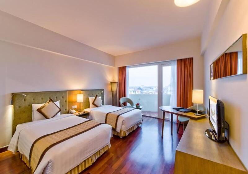 デラックストリプルルーム, Calamba Pension Plaza
