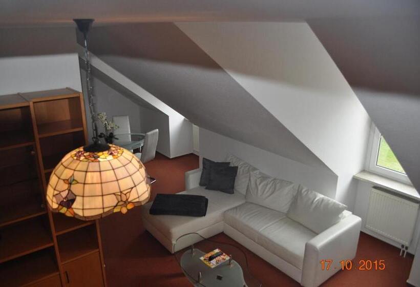 Семейный Номер, Turmhotel Schwedt