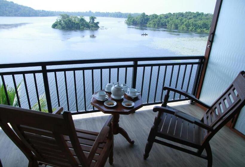 اتاق لوکس با چشم‌انداز دریاچه, Sanu Lagoon Resort & Spa