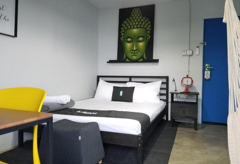 اتاق استاندارد با بالکن و چشم‌انداز دریا, Nomada Urban Beach Hostel Calle Loiza