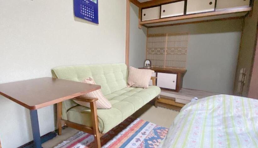 اتاق استاندارد با چشم‌انداز باغ, Ryokan Sansui