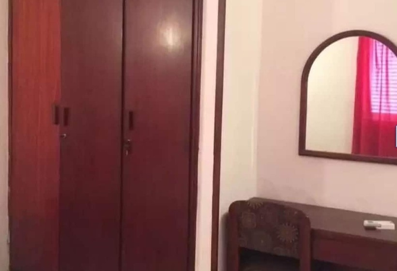 Chambre Individuelle Classique, Alia