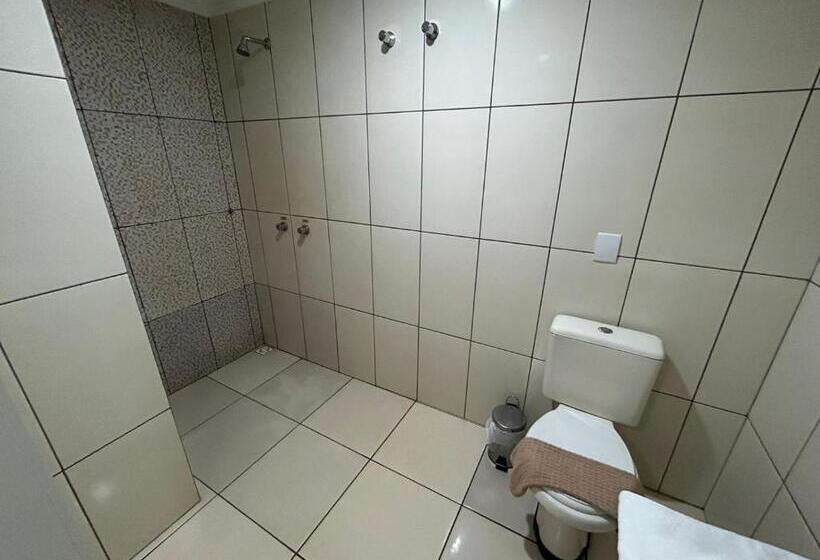 Номер Стандарт Адаптированный для Инвалидов, Vitória Hotel   Guaíra Pr